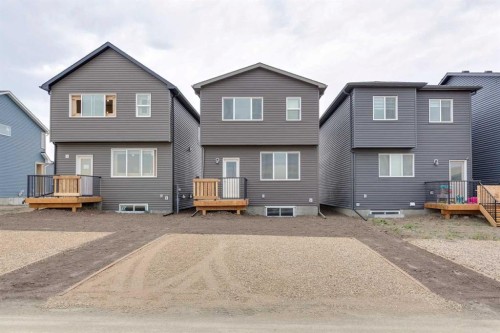 112 Lucas Green Nw, Calgary, AB 