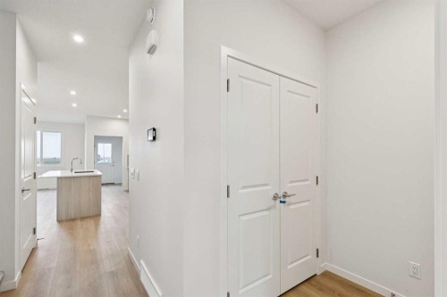 112 Lucas Green Nw, Calgary, AB 