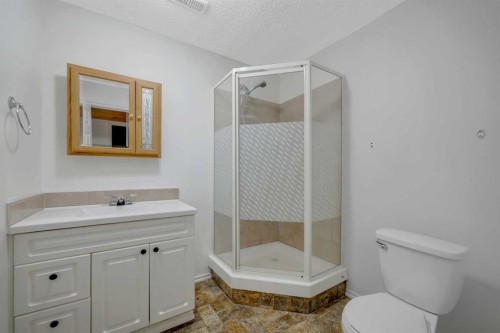 126 Red Wing Crescent, Tillicum Beach, AB 