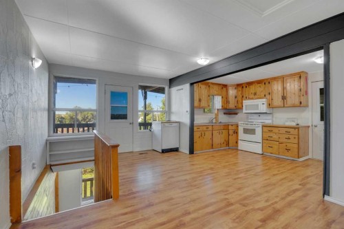 126 Red Wing Crescent, Tillicum Beach, AB 