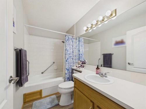 13 Dunn Close, Red Deer, AB 