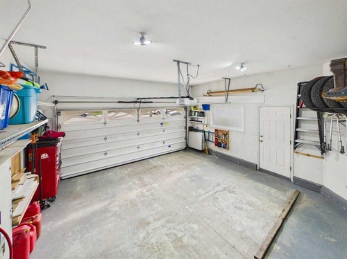 13 Dunn Close, Red Deer, AB 