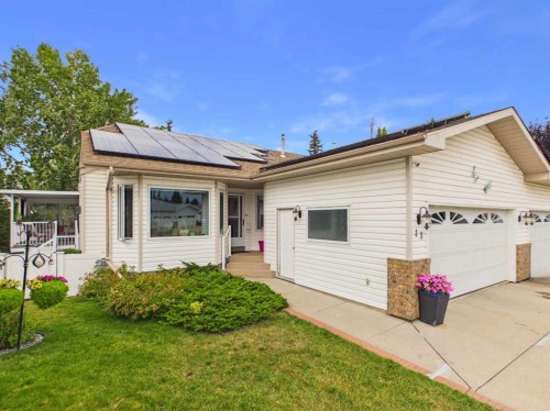 13 Dunn Close, Red Deer, AB 