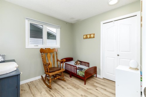 152 Dundee Crescent, Penhold, AB 