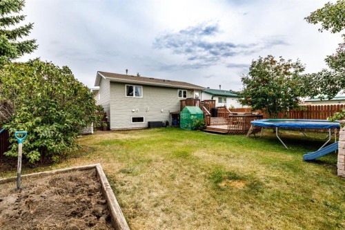 152 Dundee Crescent, Penhold, AB 
