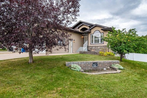 62 Fieldstone Way, Sylvan Lake, AB 
