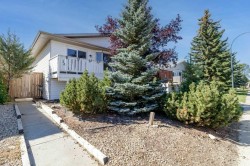 33 Eggleton Street Red Deer, AB T4N 2L2