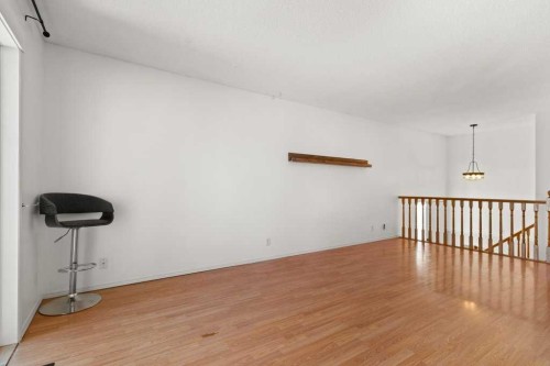 33 Eggleton Street, Red Deer, AB 