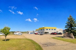 39 Belich Crescent Rural Red Deer County, AB T4S 2K5