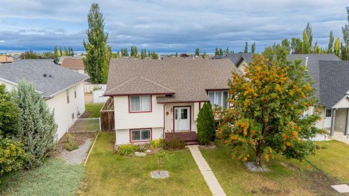 30 Kirkland Close, Red Deer, AB 