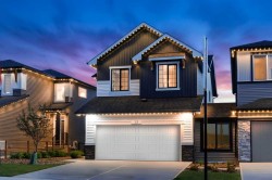 17 Hotchkiss Circle  Calgary, AB T3S 0T8