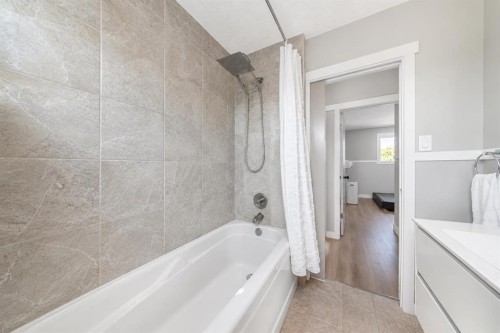 516 Terrace Park, Red Deer, AB 