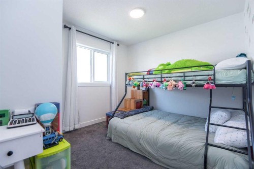 30 Cascade Street, Blackfalds, AB 