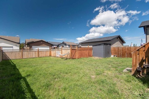 30 Cascade Street, Blackfalds, AB 
