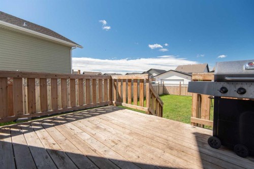 30 Cascade Street, Blackfalds, AB 