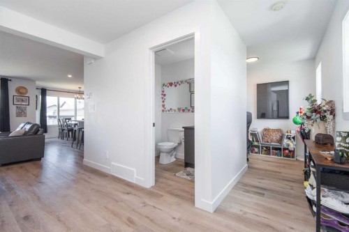 30 Cascade Street, Blackfalds, AB 