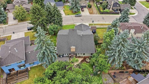 137 Dickenson Crescent, Red Deer, AB 