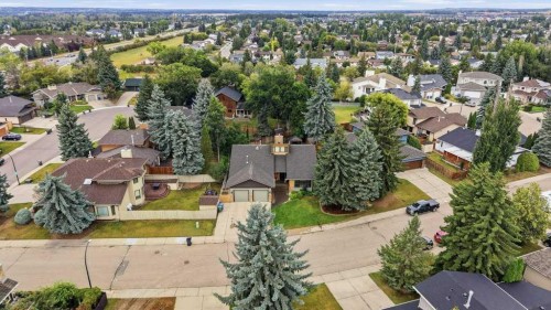 137 Dickenson Crescent, Red Deer, AB 