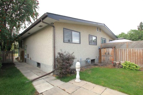 17 Overdown Drive, Red Deer, AB 