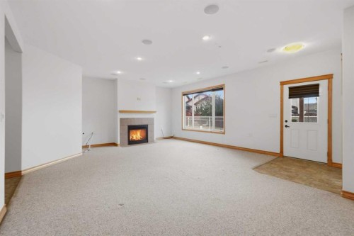 30 Lawson Close, Red Deer, AB 