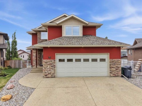 30 Lawson Close, Red Deer, AB 