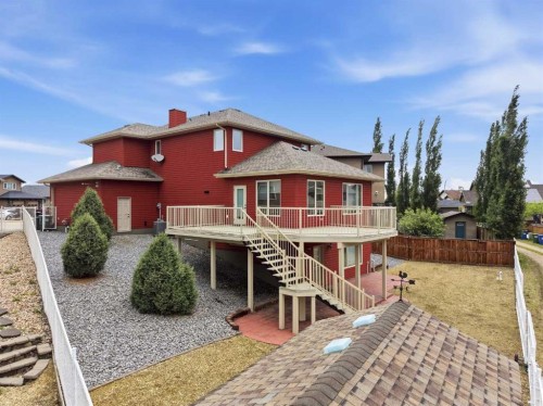 30 Lawson Close, Red Deer, AB 