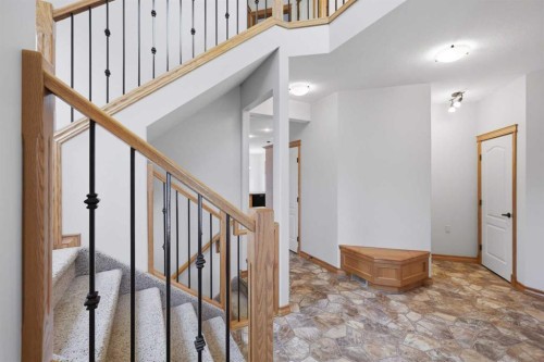 30 Lawson Close, Red Deer, AB 