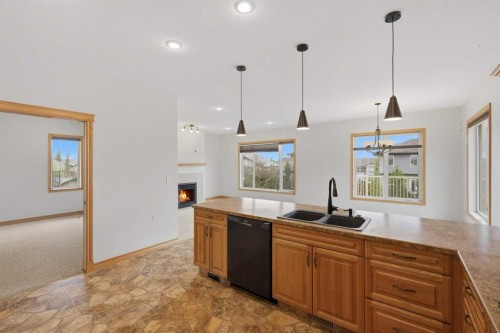30 Lawson Close, Red Deer, AB 