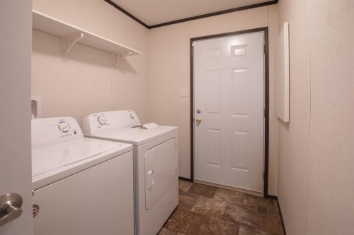 28 Parkside Drive, Red Deer, AB 