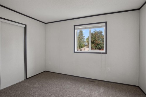 28 Parkside Drive, Red Deer, AB 