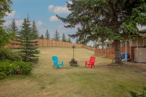 28 Parkside Drive, Red Deer, AB 