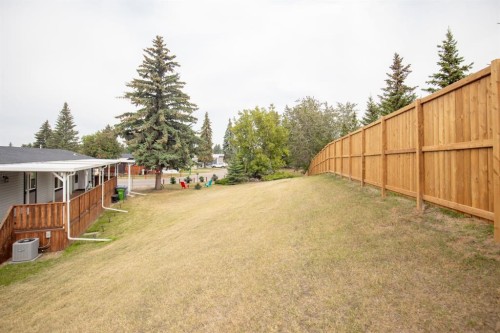 28 Parkside Drive, Red Deer, AB 