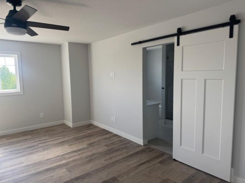 8 Henner'S Place, Lacombe, AB 