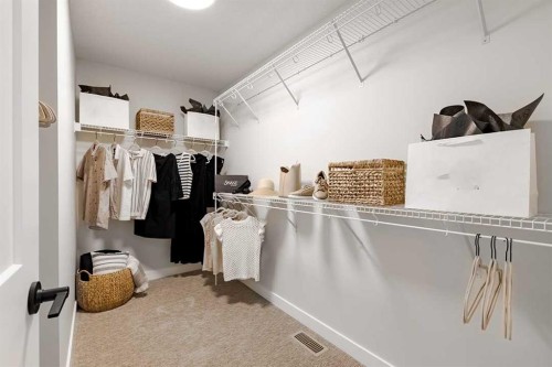 70 Rosemary Gardens Se, Calgary, AB 