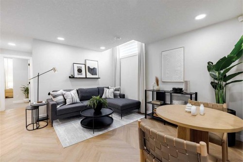 70 Rosemary Gardens Se, Calgary, AB 
