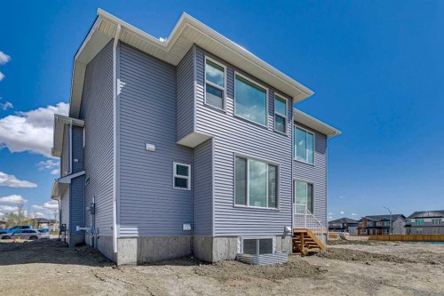 94 Bridgeport Landing, Chestermere, AB 