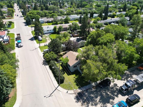 4241 41 Avenue, Red Deer, AB 