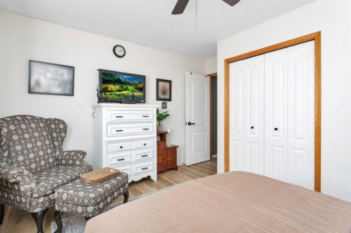 52 Harper Drive, Sylvan Lake, AB 