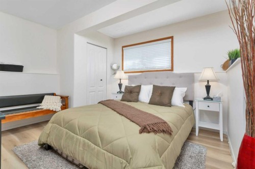 52 Harper Drive, Sylvan Lake, AB 