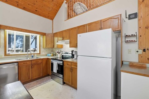91 Oliver Avenue, Gull Lake, AB 