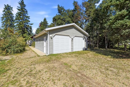 91 Oliver Avenue, Gull Lake, AB 