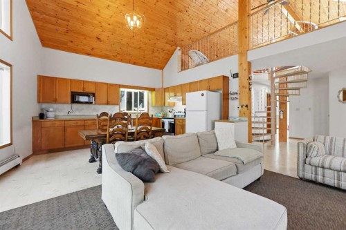 91 Oliver Avenue, Gull Lake, AB 