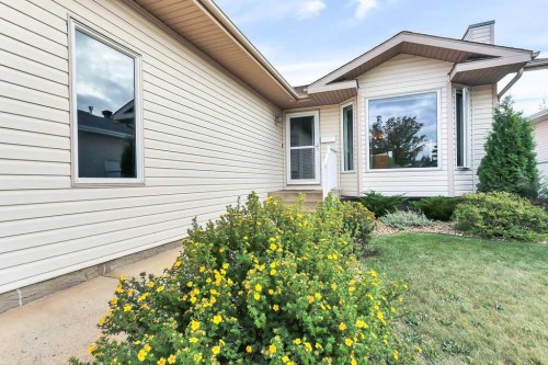 110 Lord Close, Red Deer, AB 