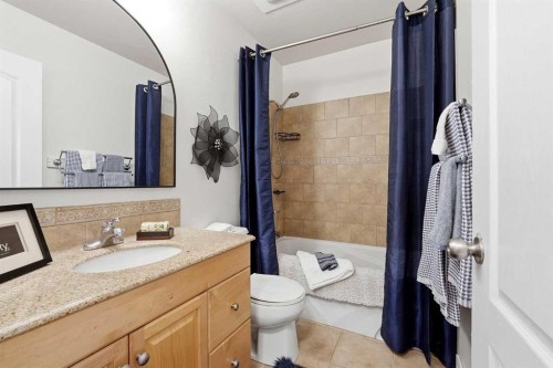 5012 38A Avenue, Red Deer, AB 