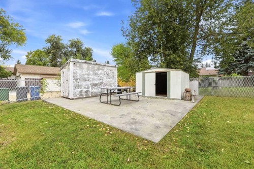 5012 38A Avenue, Red Deer, AB 