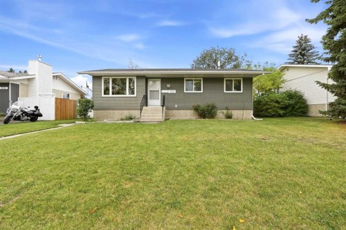 5012 38A Avenue, Red Deer, AB 
