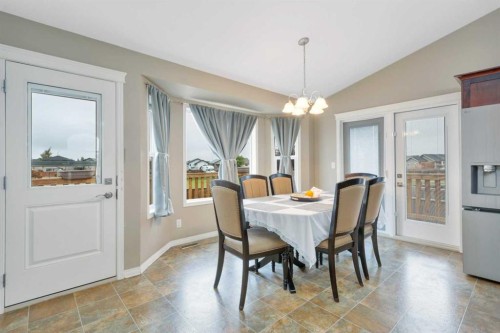 8 Hansen Close, Sylvan Lake, AB 