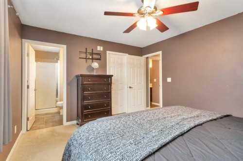 8 Hansen Close, Sylvan Lake, AB 