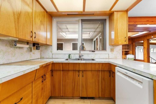 3515 43A Avenue, Red Deer, AB 