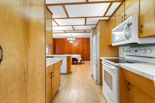 3515 43A Avenue, Red Deer, AB 